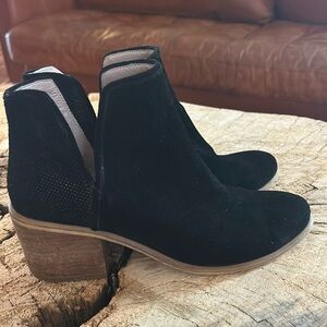 BP BRASS PLUM brand size 9